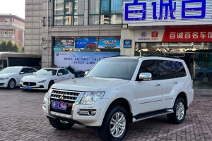 三菱 帕杰羅（進口）2019款 帕杰羅V97 3.8L GLS 八氣 雙差 天窗 （中東）  