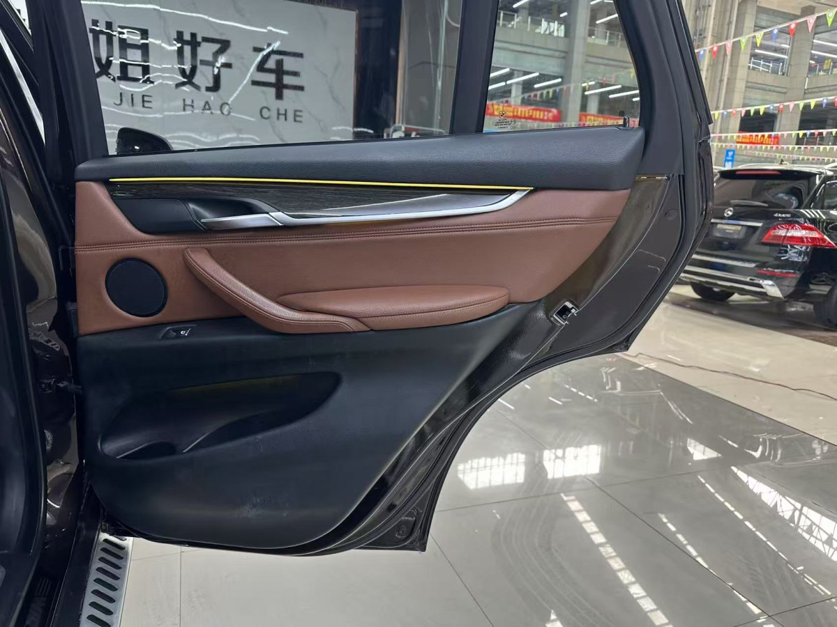 寶馬 寶馬X5  2014款 xDrive35i 豪華型圖片