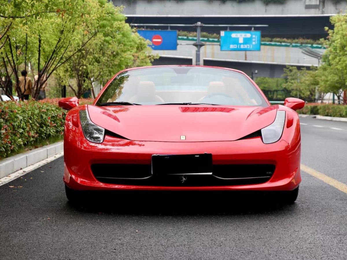 法拉利 458  2012款 4.5L Italia 中國(guó)限量版圖片