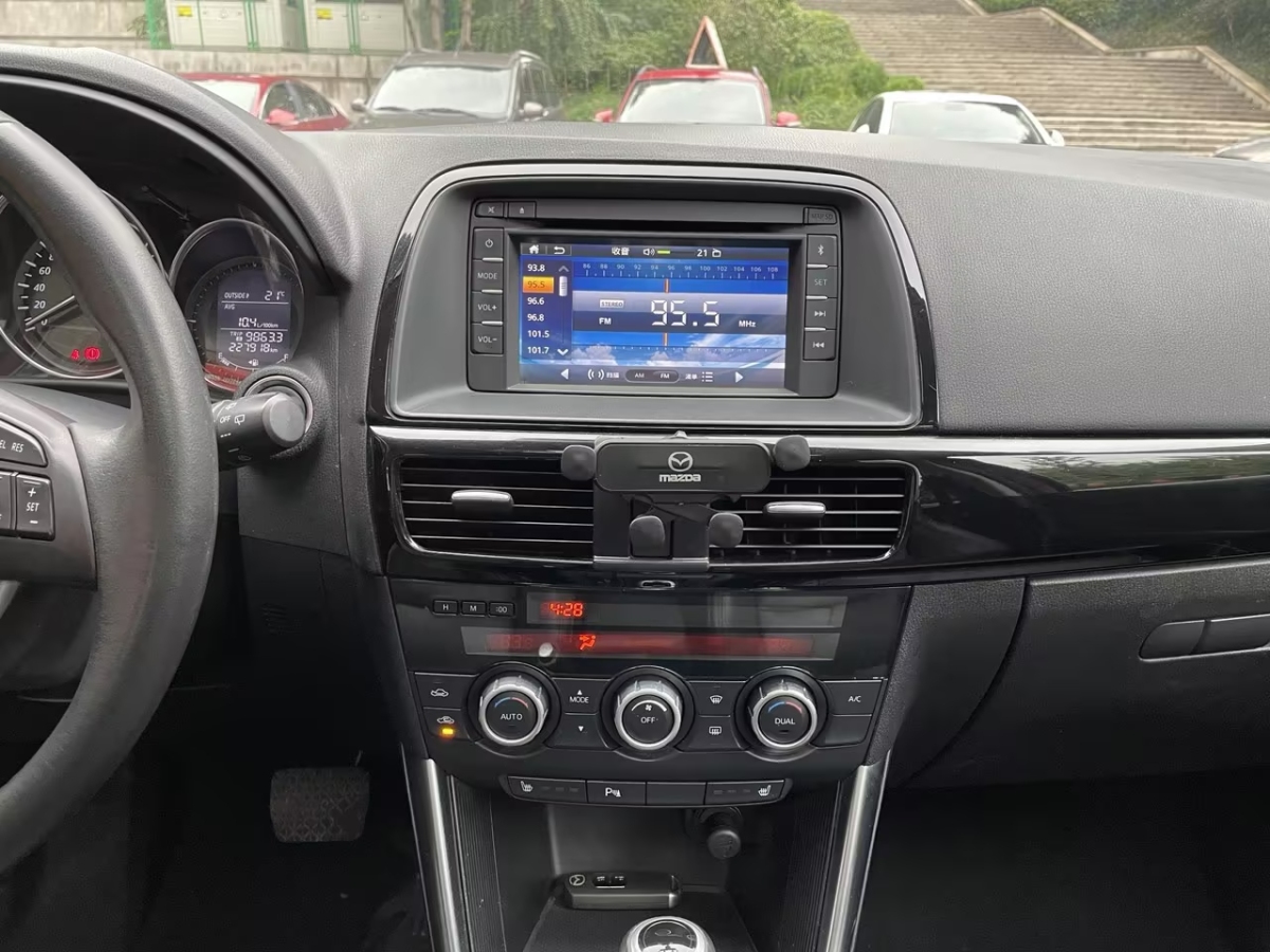 2013年11月馬自達 CX-5  2013款 2.5L 自動四驅(qū)豪華型