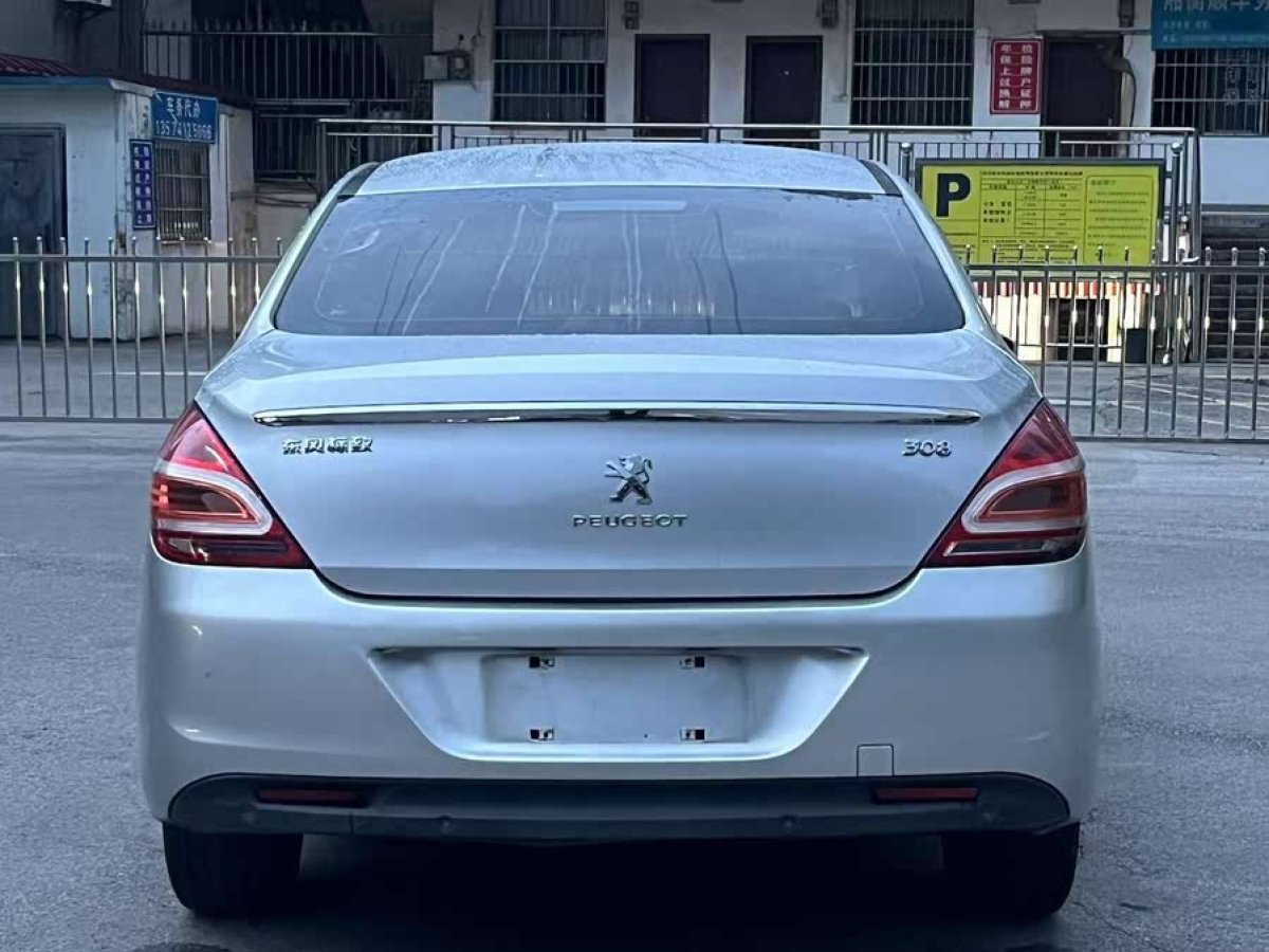 標(biāo)致 308  2013款 1.6L 自動(dòng)優(yōu)尚型圖片