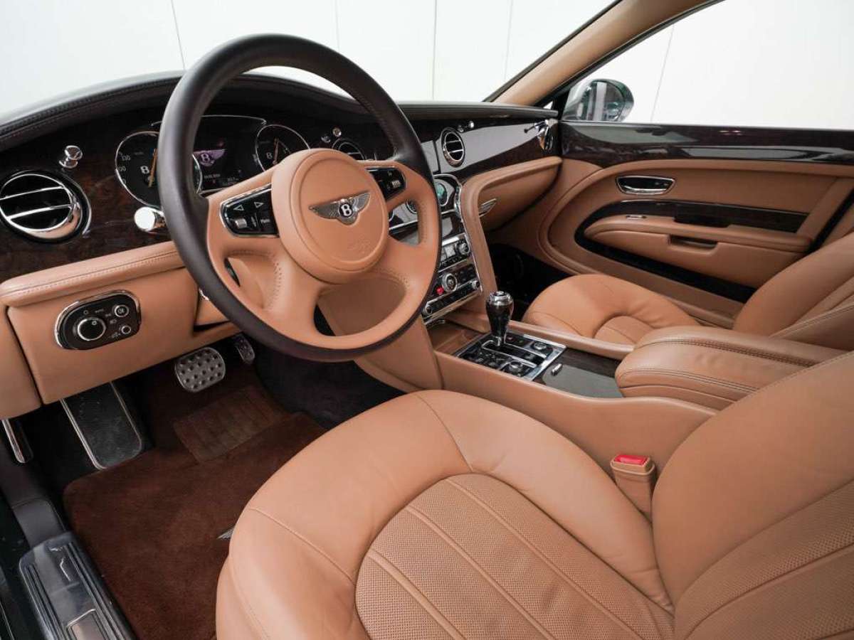 Bentley Muzanne2011 6.8T Deluxe Edition图片