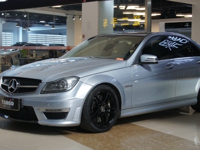 2013年10月 奔馳 奔馳C級AMG AMG C 63 動(dòng)感型圖片