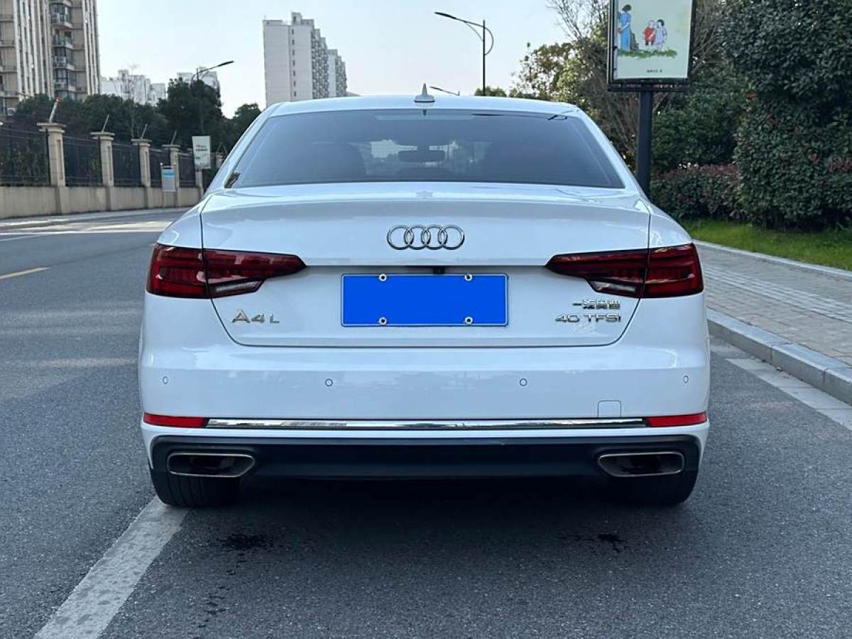 奧迪 奧迪A4L  2019款 40 TFSI 進(jìn)取型 國(guó)VI圖片