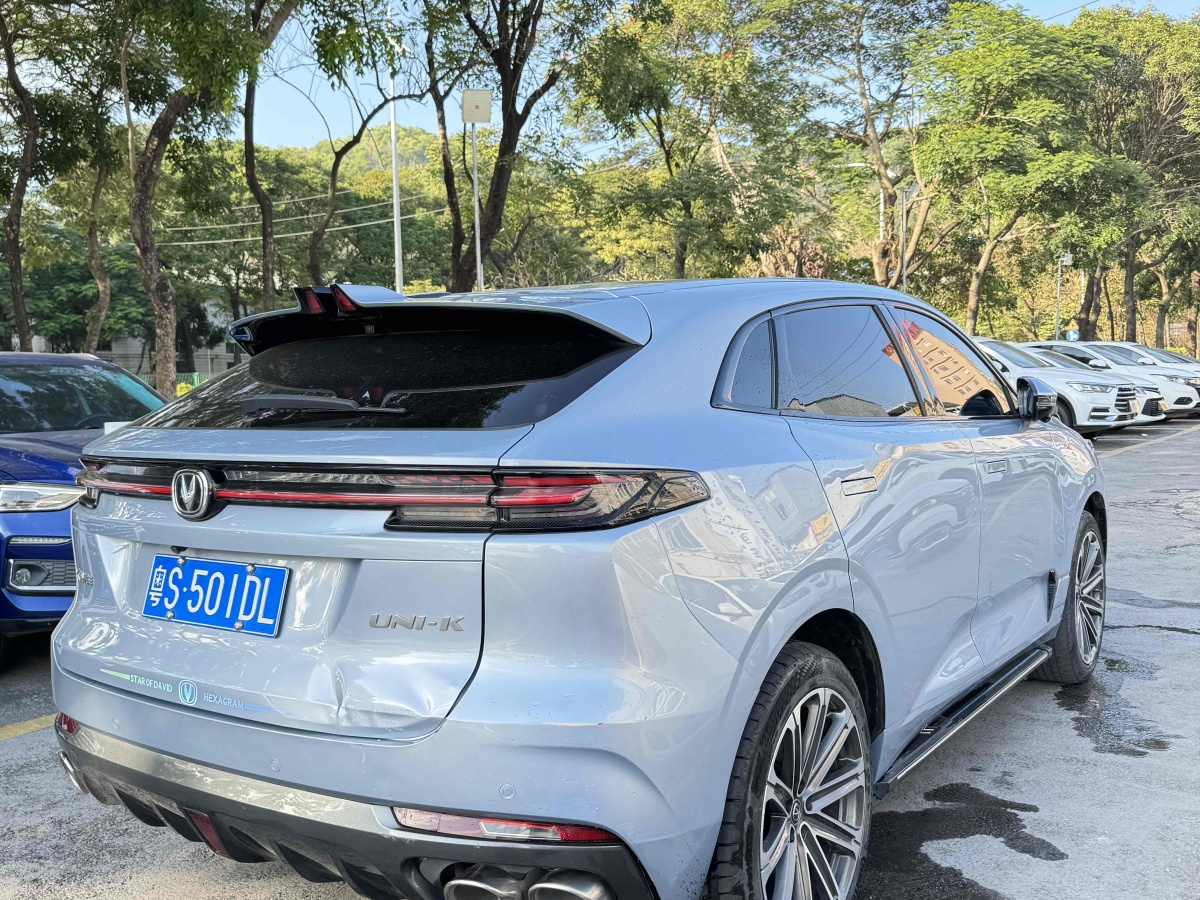 長(zhǎng)安 長(zhǎng)安UNI-K  2021款 2.0T 尊貴型圖片