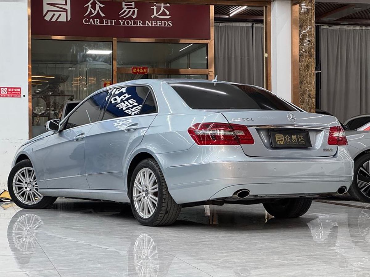 奔馳 奔馳E級(jí)  2013款 E 260 L CGI優(yōu)雅型圖片