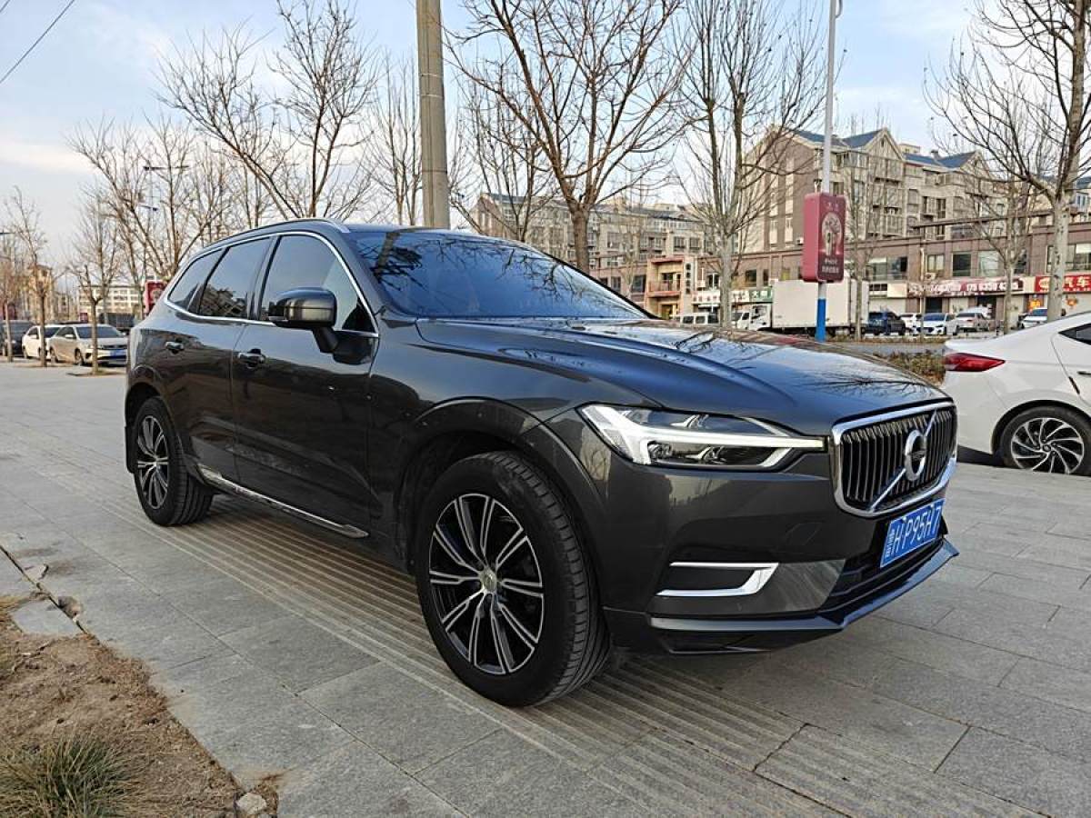 沃爾沃 XC60  2020款 T5 四驅(qū)智遠(yuǎn)豪華版圖片