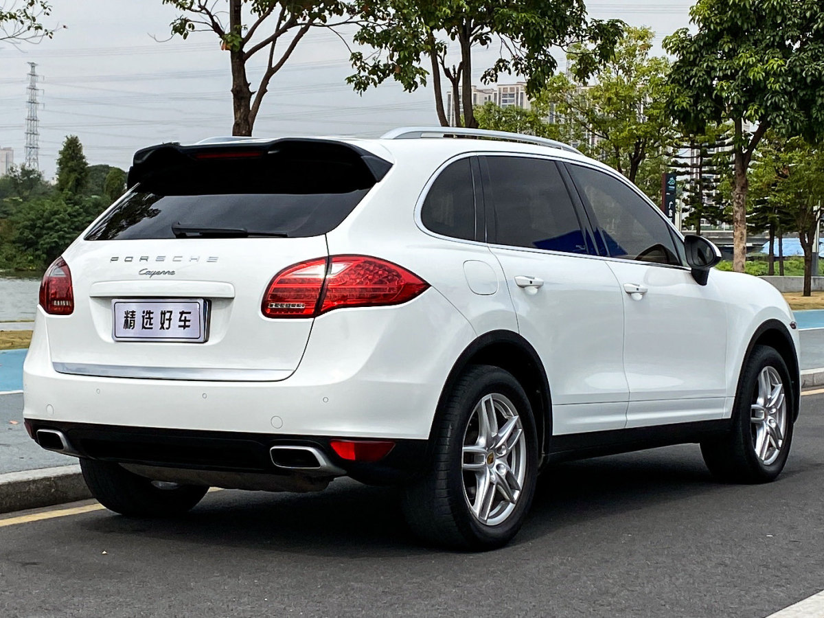 2013年1月保時捷 Cayenne  2011款 Cayenne 3.0T