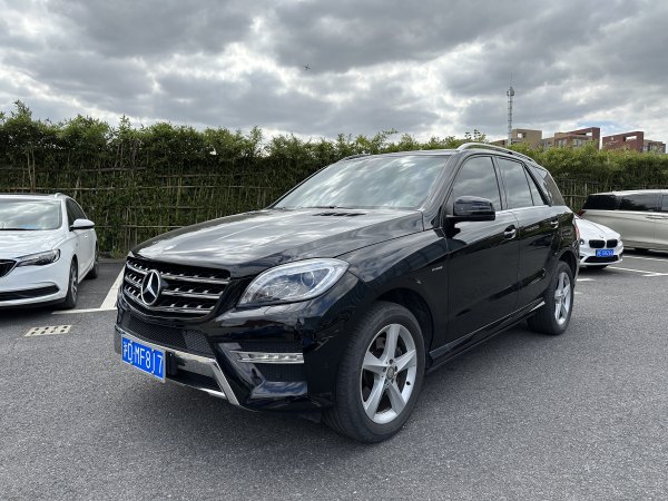 奔驰 奔驰M级  2015款 ML 320 4MATIC