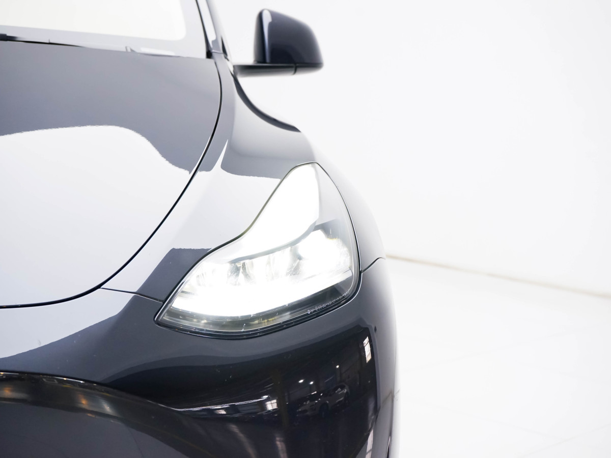 特斯拉 Model Y  2024款 后輪驅(qū)動版圖片