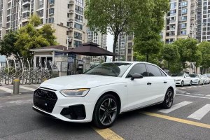 奧迪A4L 奧迪 40 TFSI 豪華動(dòng)感型