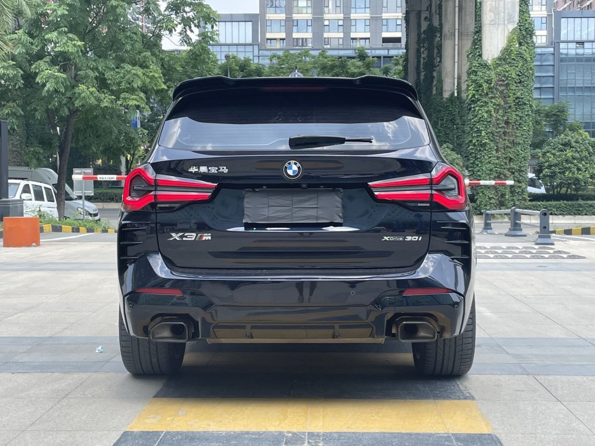 寶馬 寶馬X3  2022款 xDrive30i 領(lǐng)先型 M曜夜套裝圖片