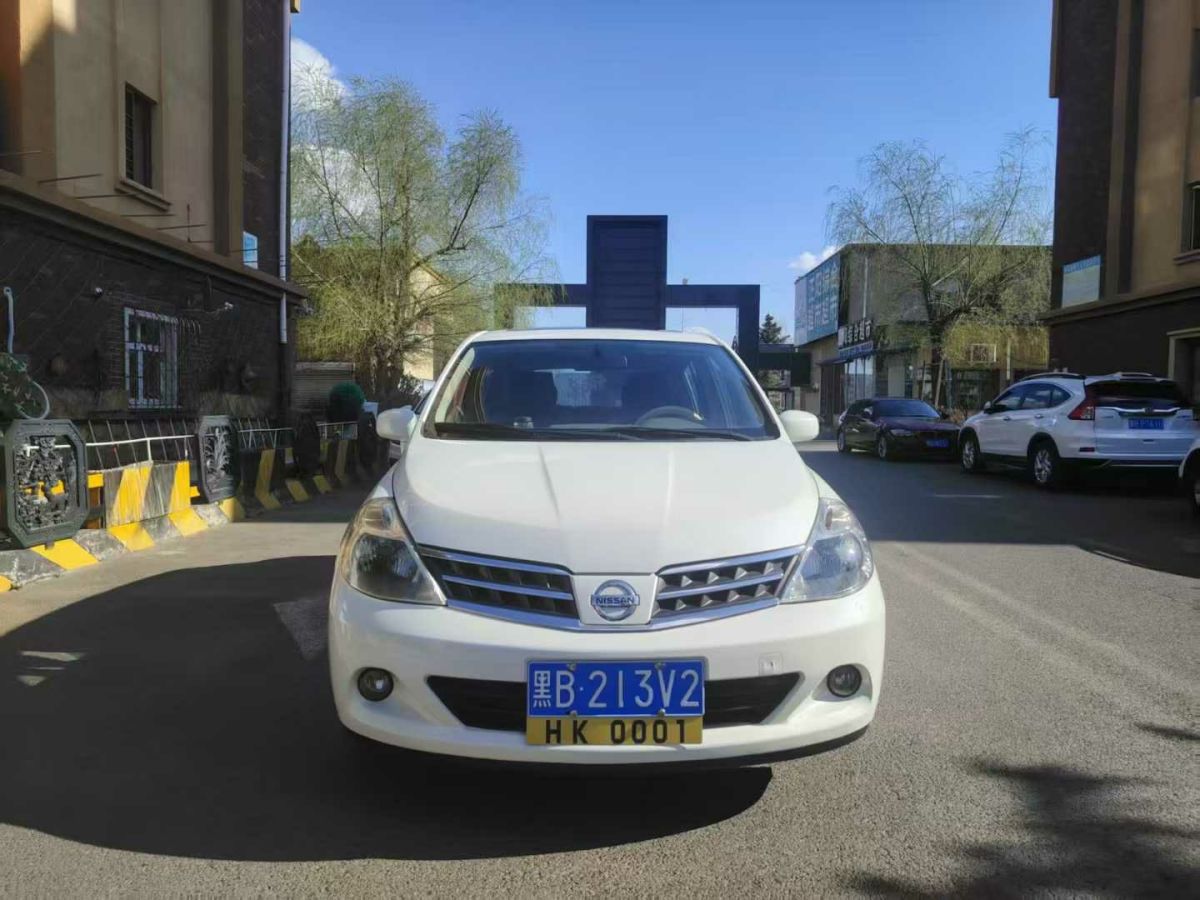 日產(chǎn) 頤達(dá)  2009款 1.6L 自動(dòng)科技版圖片