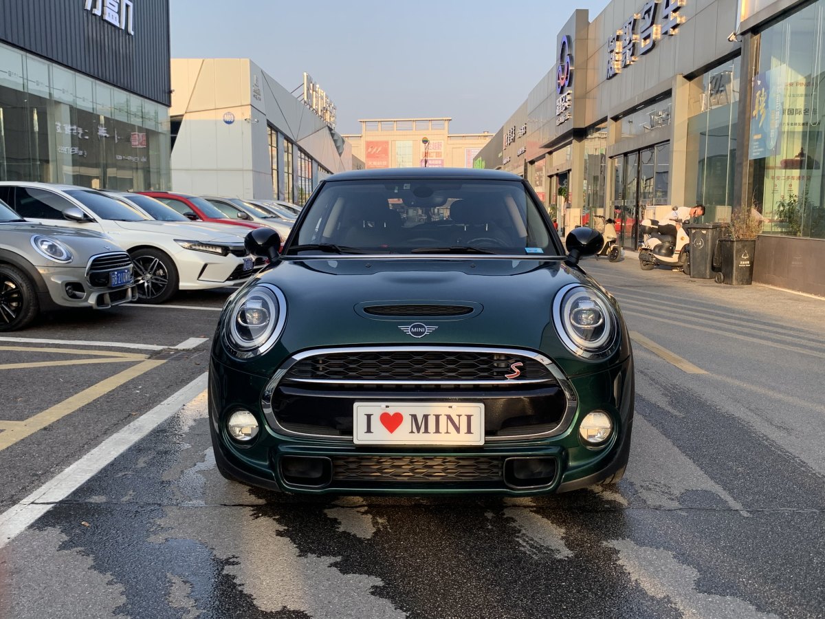 MINI CLUBMAN  2018款 2.0T COOPER S 經(jīng)典派圖片