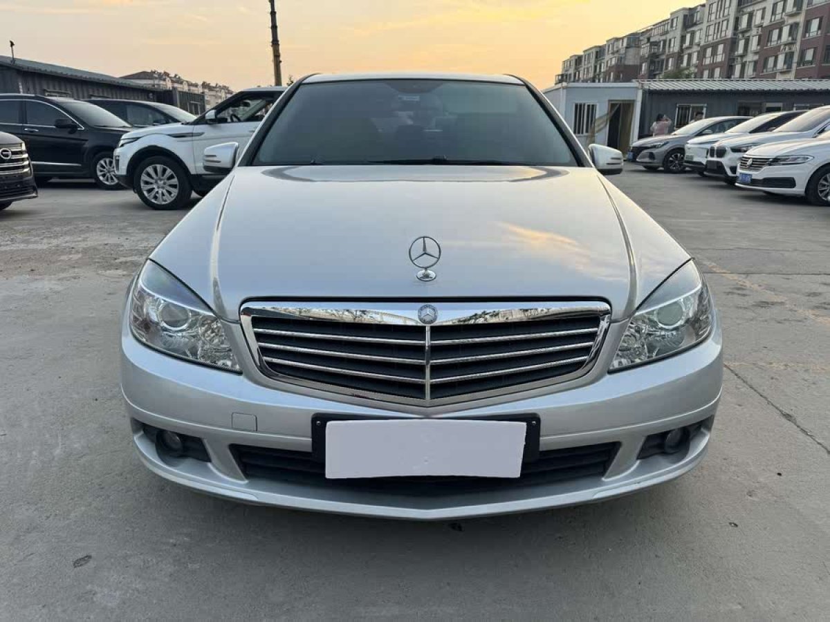 奔馳 奔馳C級(jí)  2010款 C 180K 經(jīng)典型圖片