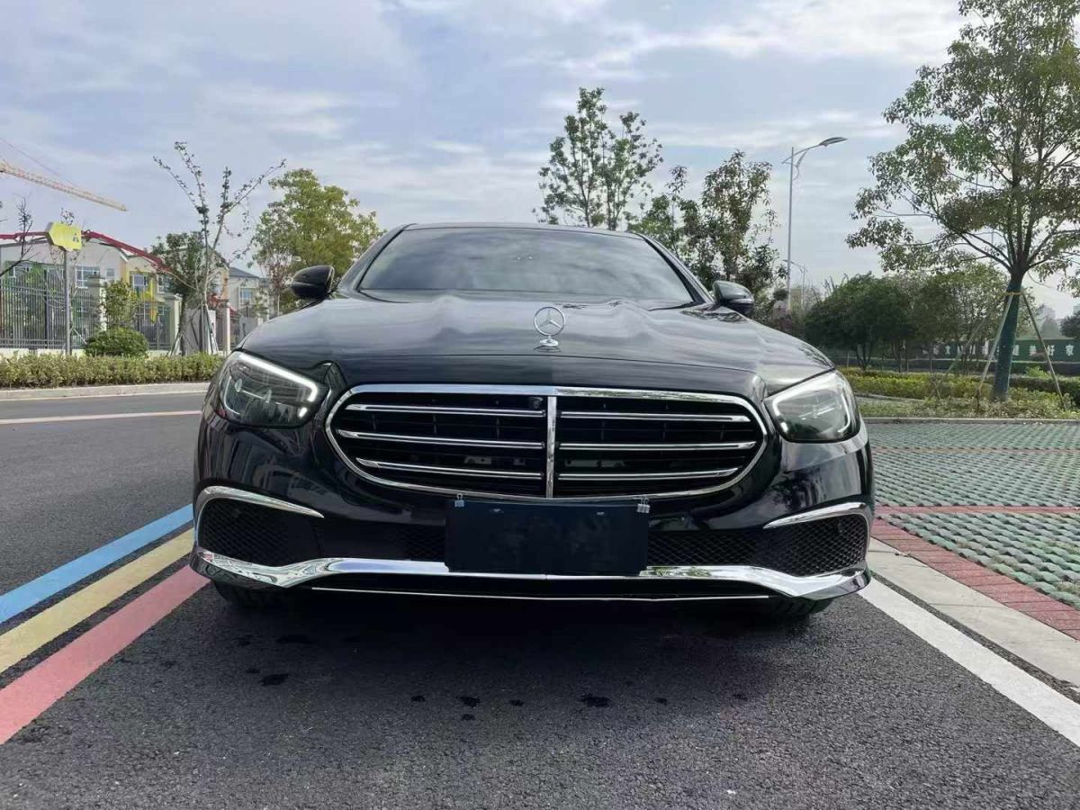 奔馳 奔馳E級  2020款 E 300 L 豪華型圖片