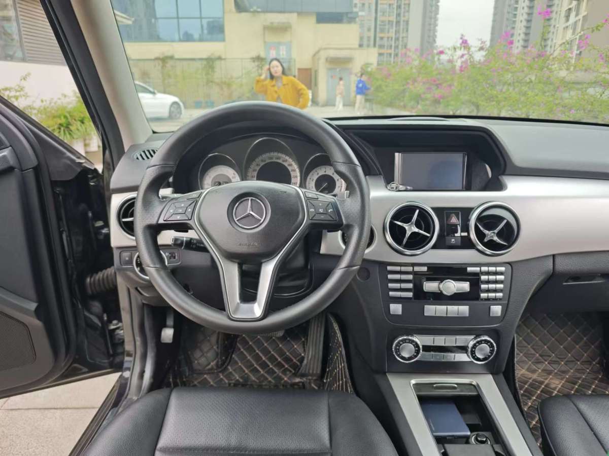 奔馳 奔馳GLK級  2013款 GLK 300 4MATIC 豪華型圖片