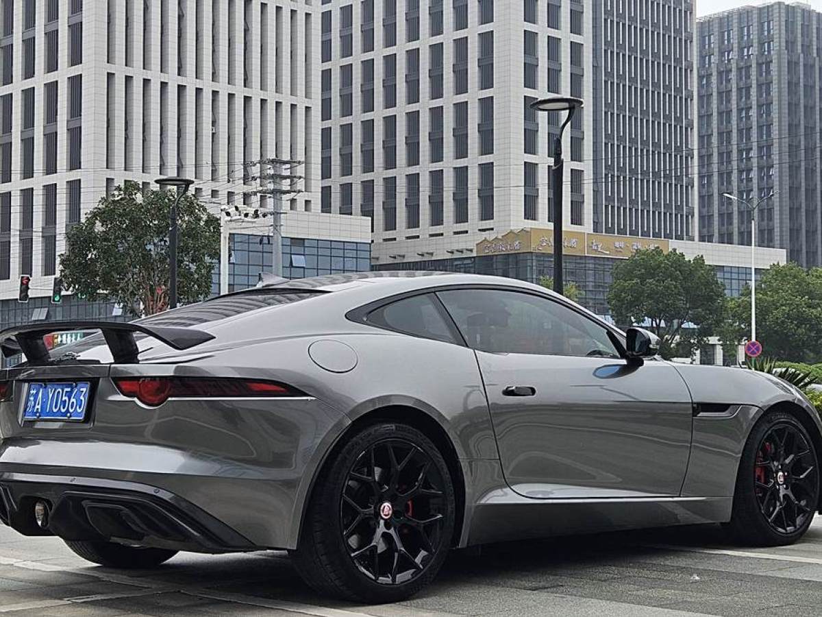 捷豹 F-TYPE  2019款 3.0T 硬頂版圖片