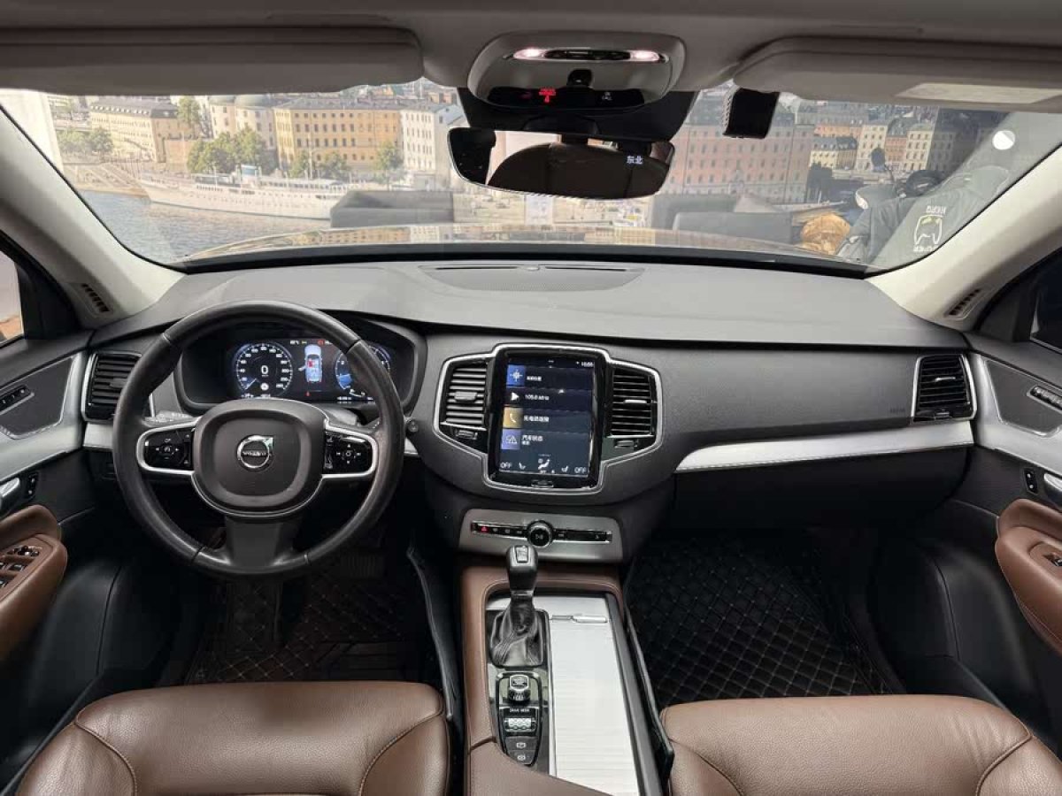 沃爾沃 XC90  2018款 T6 智逸版 7座圖片