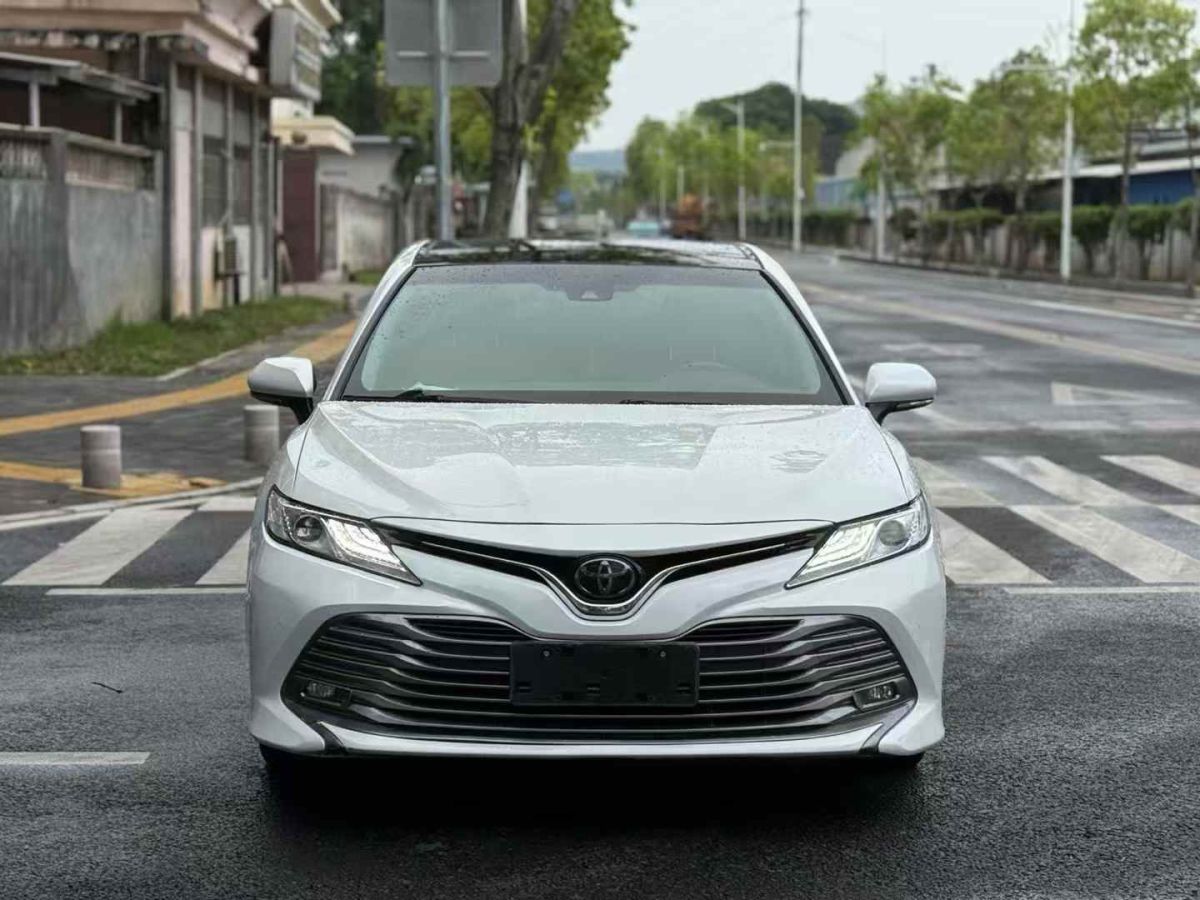 宇通客車 宇通T7新能源  2020款 純電自動公務(wù)版圖片
