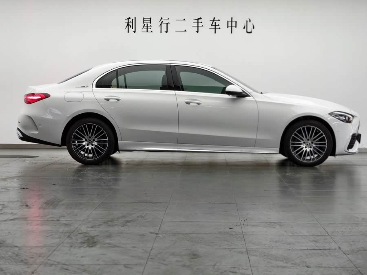 奔馳 奔馳C級  2023款 改款 C 200 L 運(yùn)動版圖片