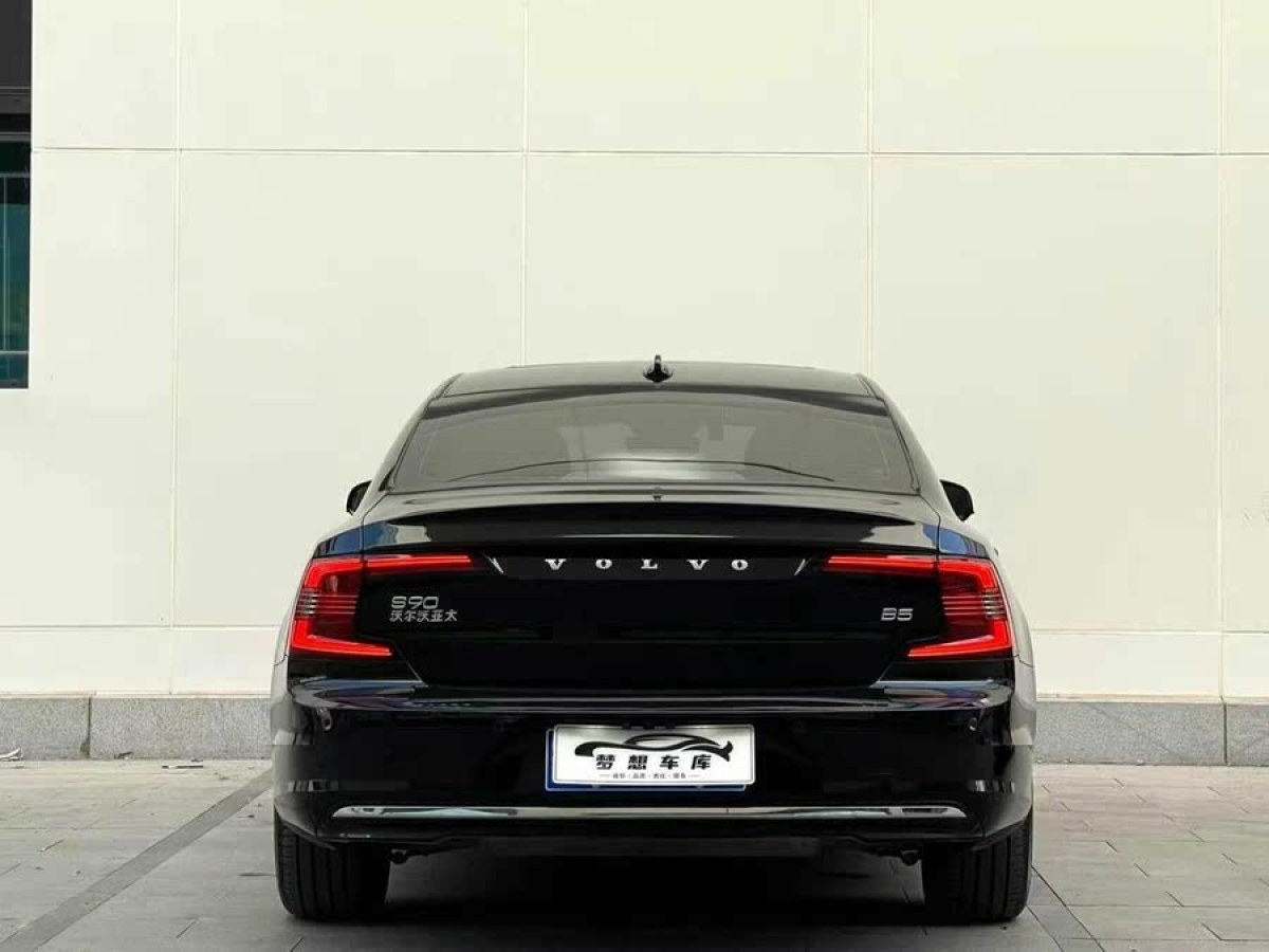 沃爾沃 S90  2020款 改款 T5 智遠(yuǎn)豪華版圖片