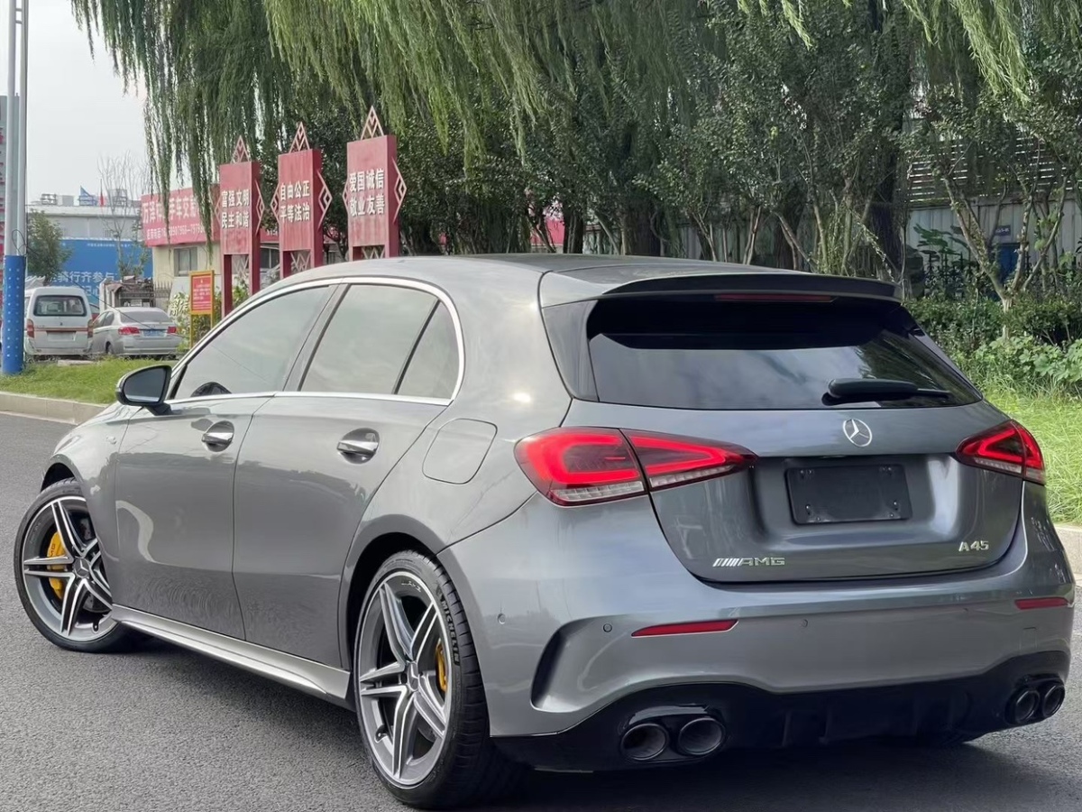 奔馳 奔馳A級(jí)AMG  2022款 AMG A 45 4MATIC+圖片