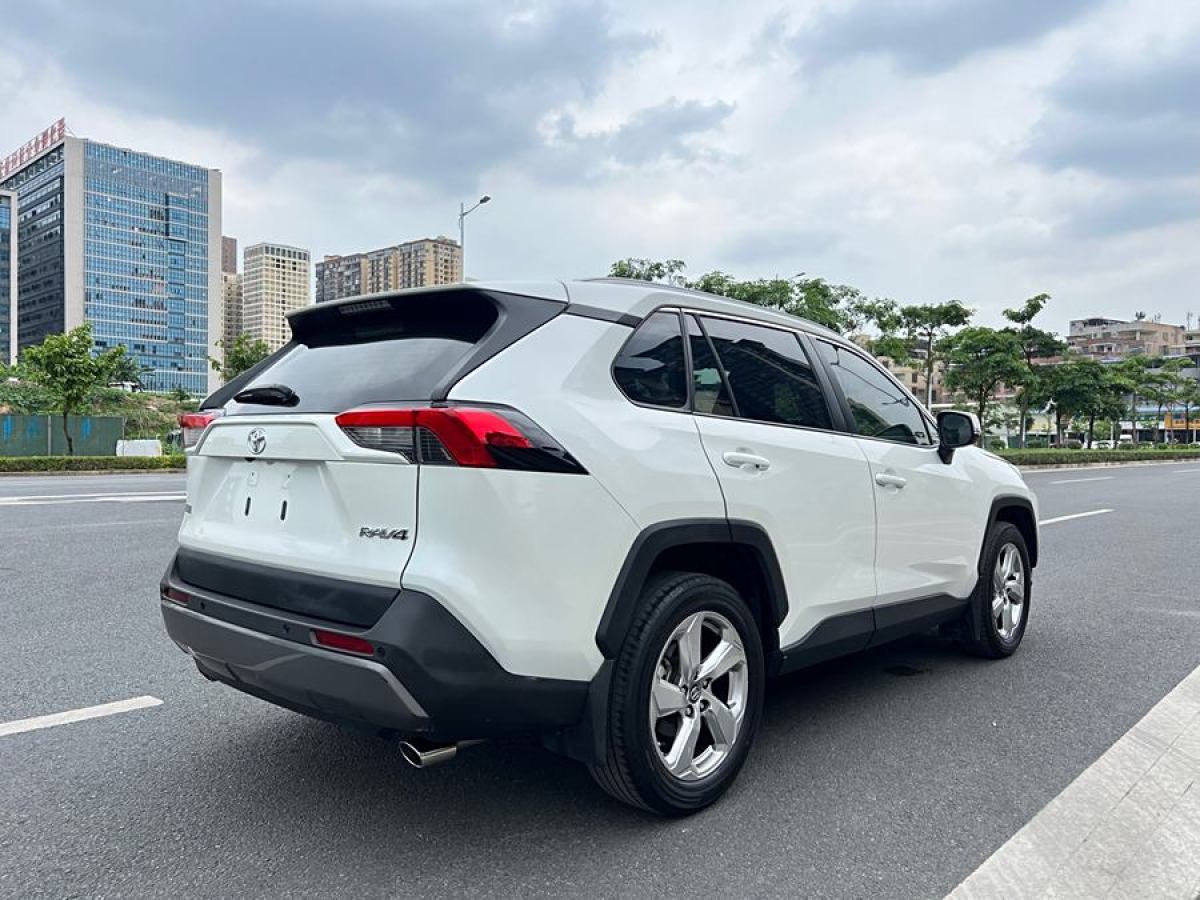 豐田 RAV4榮放  2021款 2.0L CVT兩驅(qū)風(fēng)尚版圖片