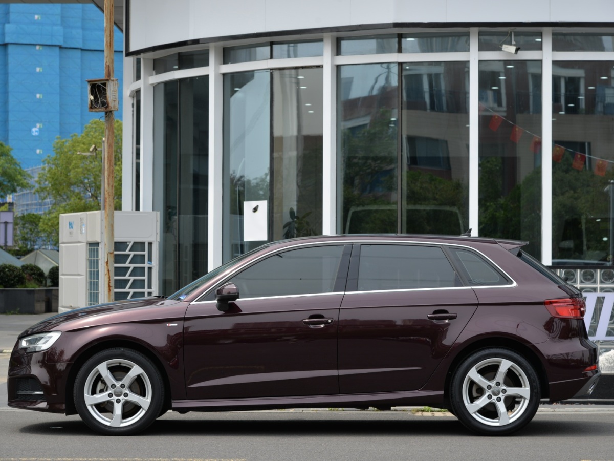 奧迪 奧迪A3  2015款 A3 1.4TFSI 35TFSI 百萬紀念智領型圖片