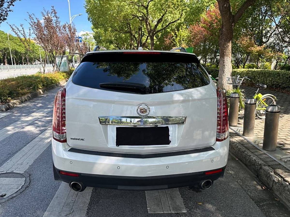 凱迪拉克 SRX  2011款 3.0L 旗艦型圖片