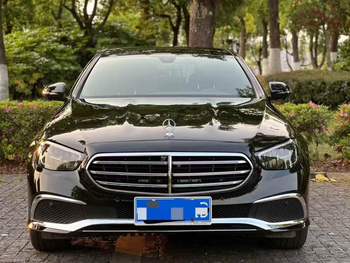 奔馳 奔馳E級(jí)  2023款 E 300 L 豪華型圖片