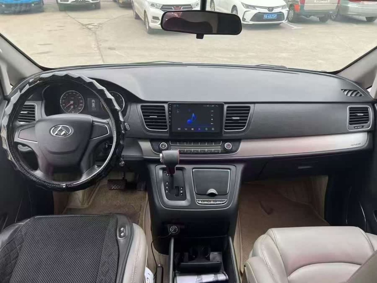 上汽大通 G10  2018款 PLUS 2.0T 自動行政版圖片