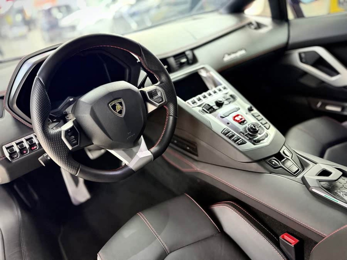 蘭博基尼 Aventador  2017款 Aventador S圖片