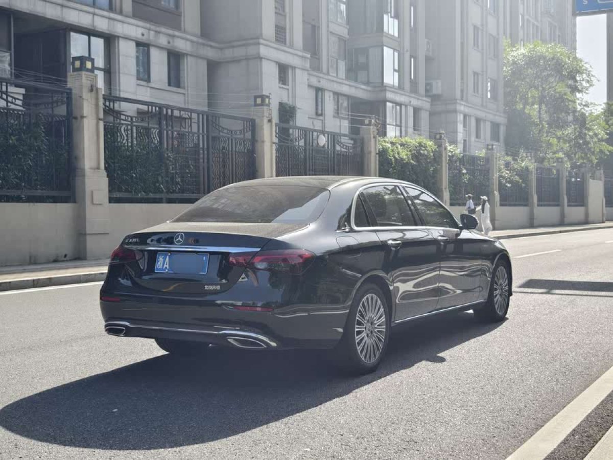 奔馳 奔馳E級(jí)  2023款 改款 E 300 L 豪華型圖片