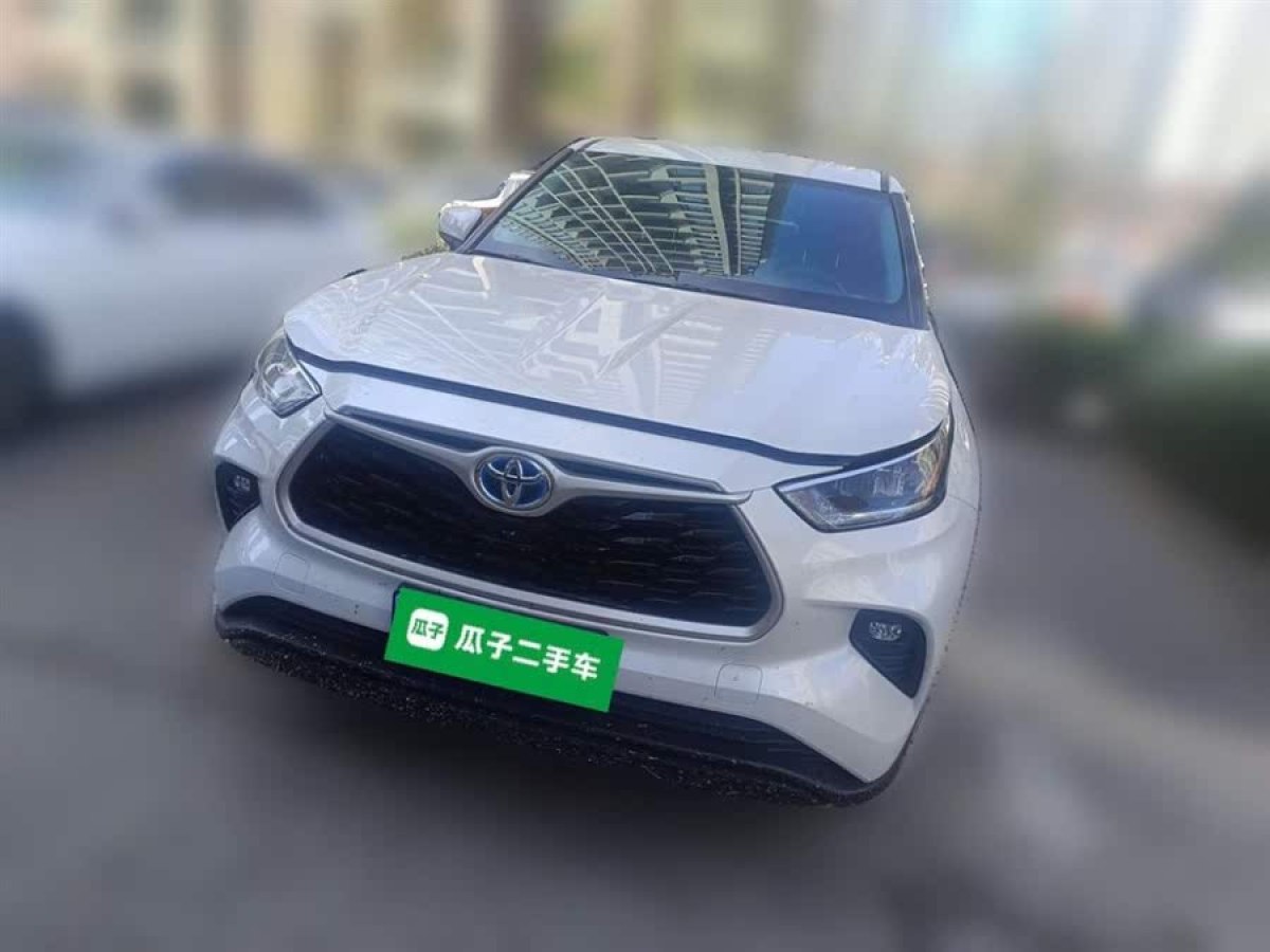 豐田 漢蘭達(dá)  2023款 2.5L智能電混雙擎四驅(qū)精英版 7座圖片