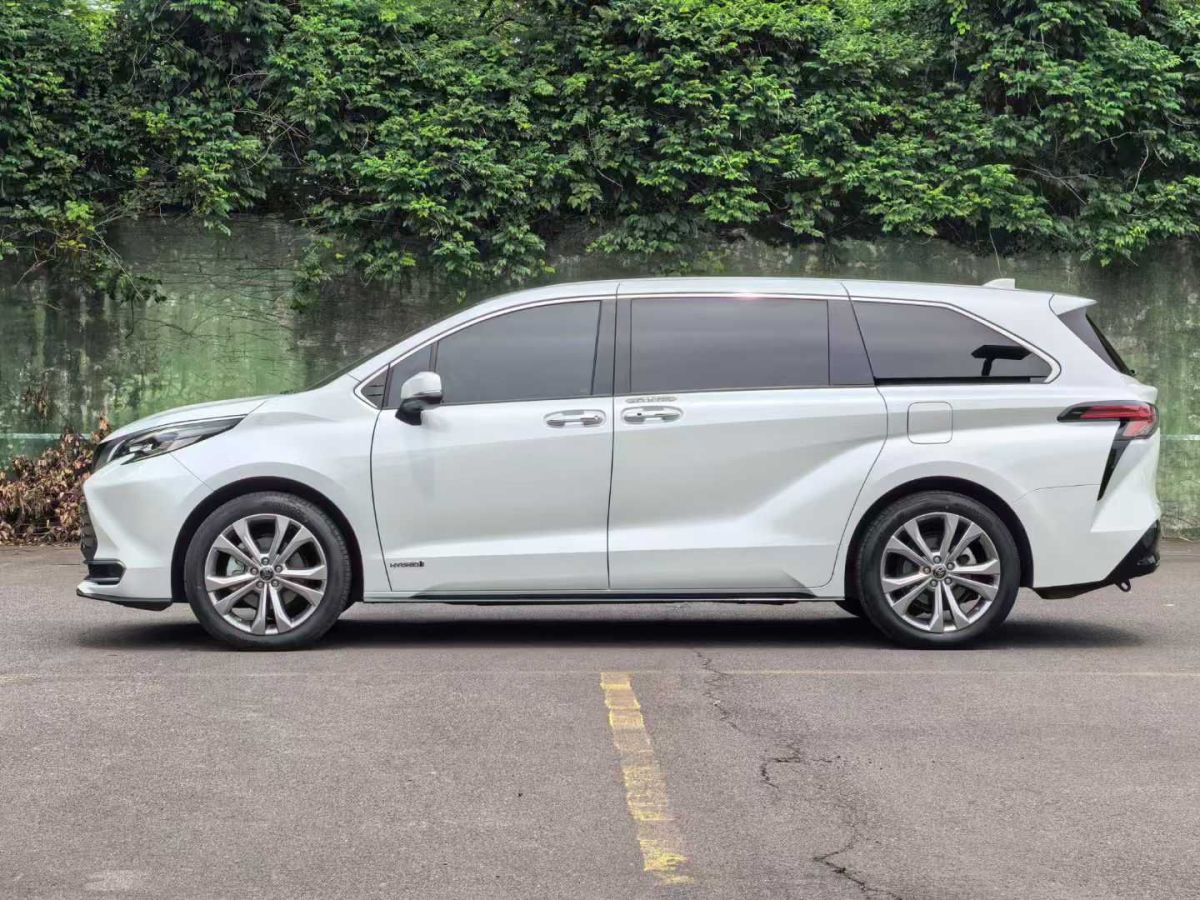 豐田 賽那SIENNA  2023款 2.5L混動(dòng) 尊貴版圖片