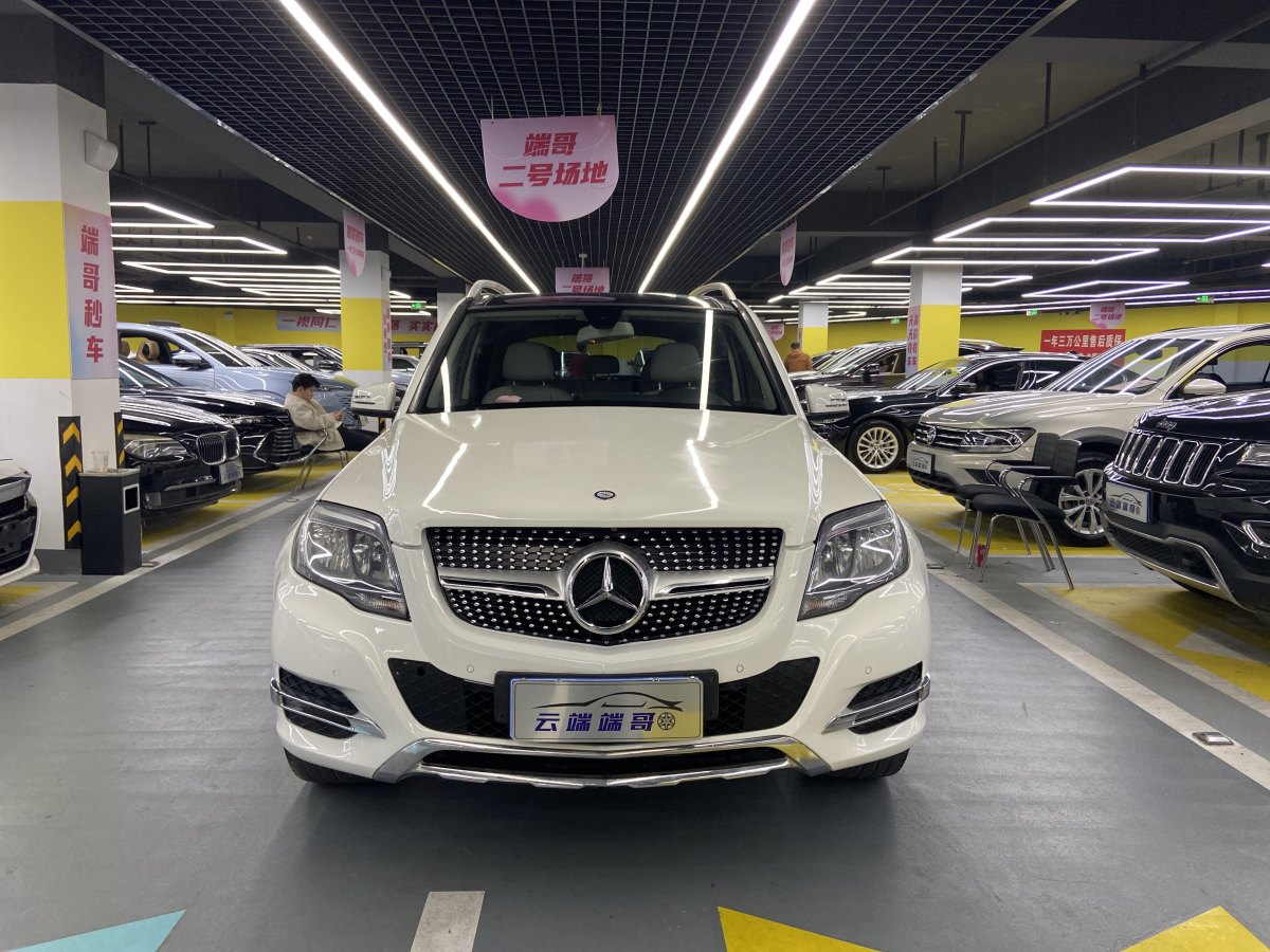 奔馳 奔馳GLK級(jí)  2013款 GLK 300 4MATIC 動(dòng)感天窗型圖片