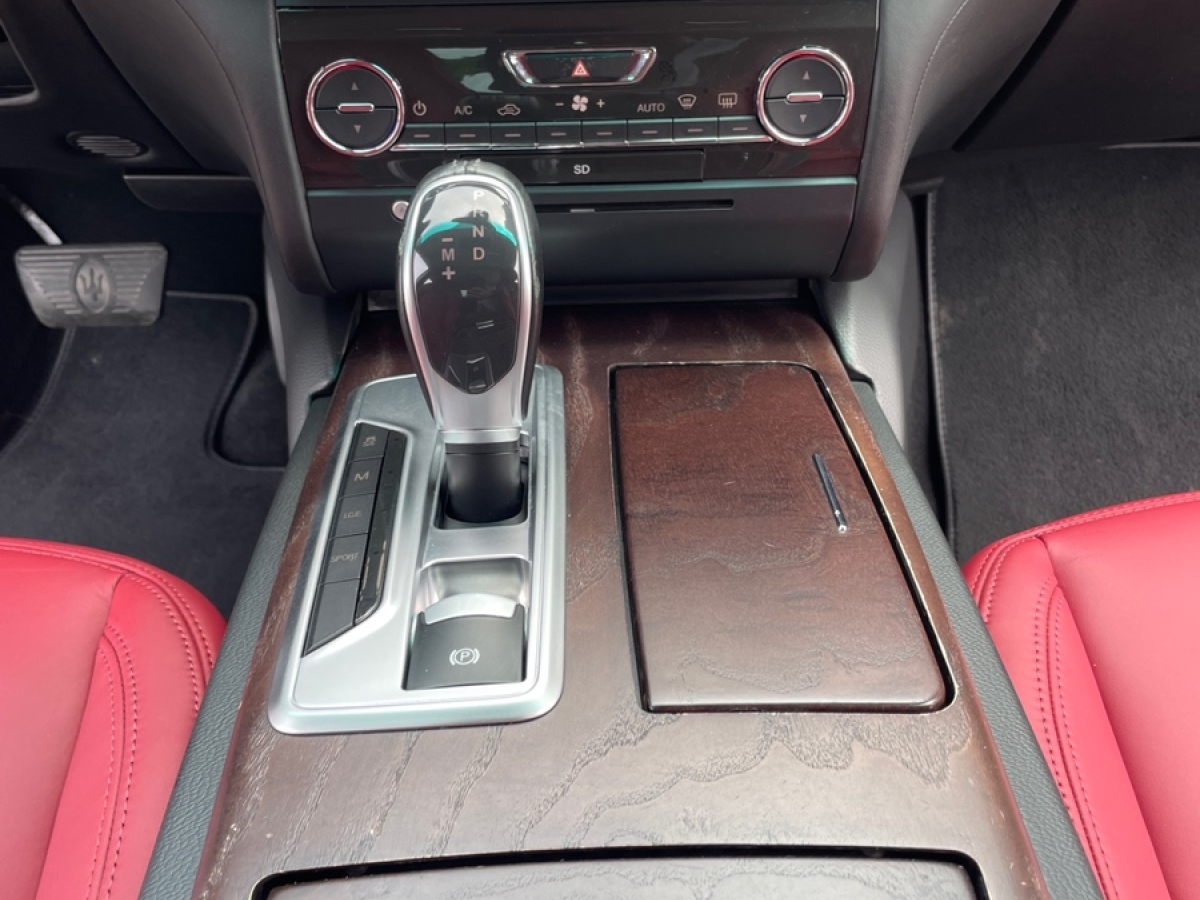 瑪莎拉蒂 Ghibli  2014款 3.0T 標(biāo)準(zhǔn)版圖片