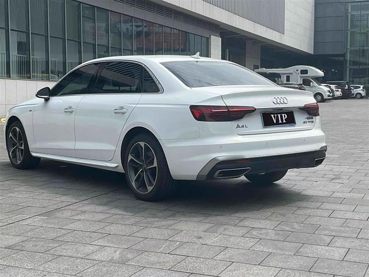 奧迪 奧迪A4L  2022款 40 TFSI 時尚動感型圖片