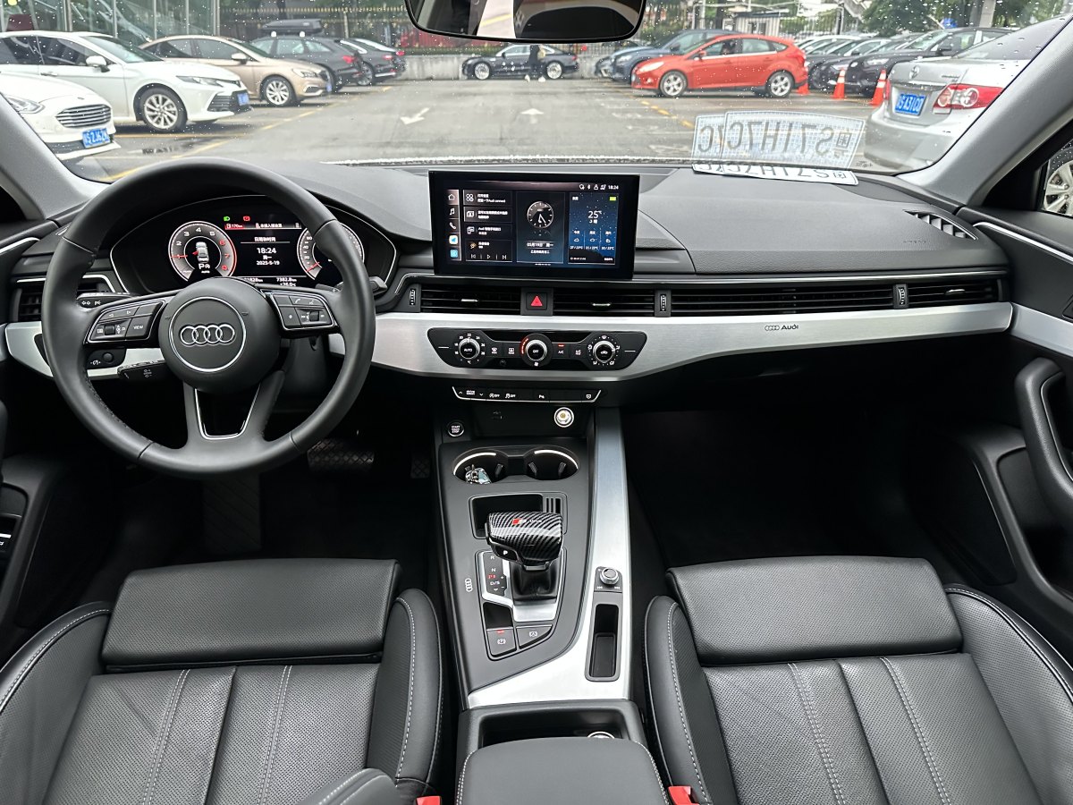 奧迪 奧迪A4L  2022款 40 TFSI 時尚動感型圖片