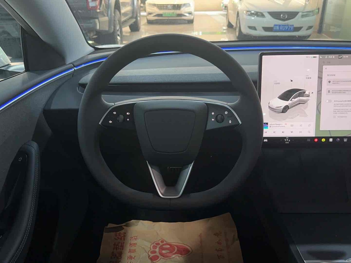 特斯拉 Model Y  2023款 煥新版 后輪驅(qū)動(dòng)圖片