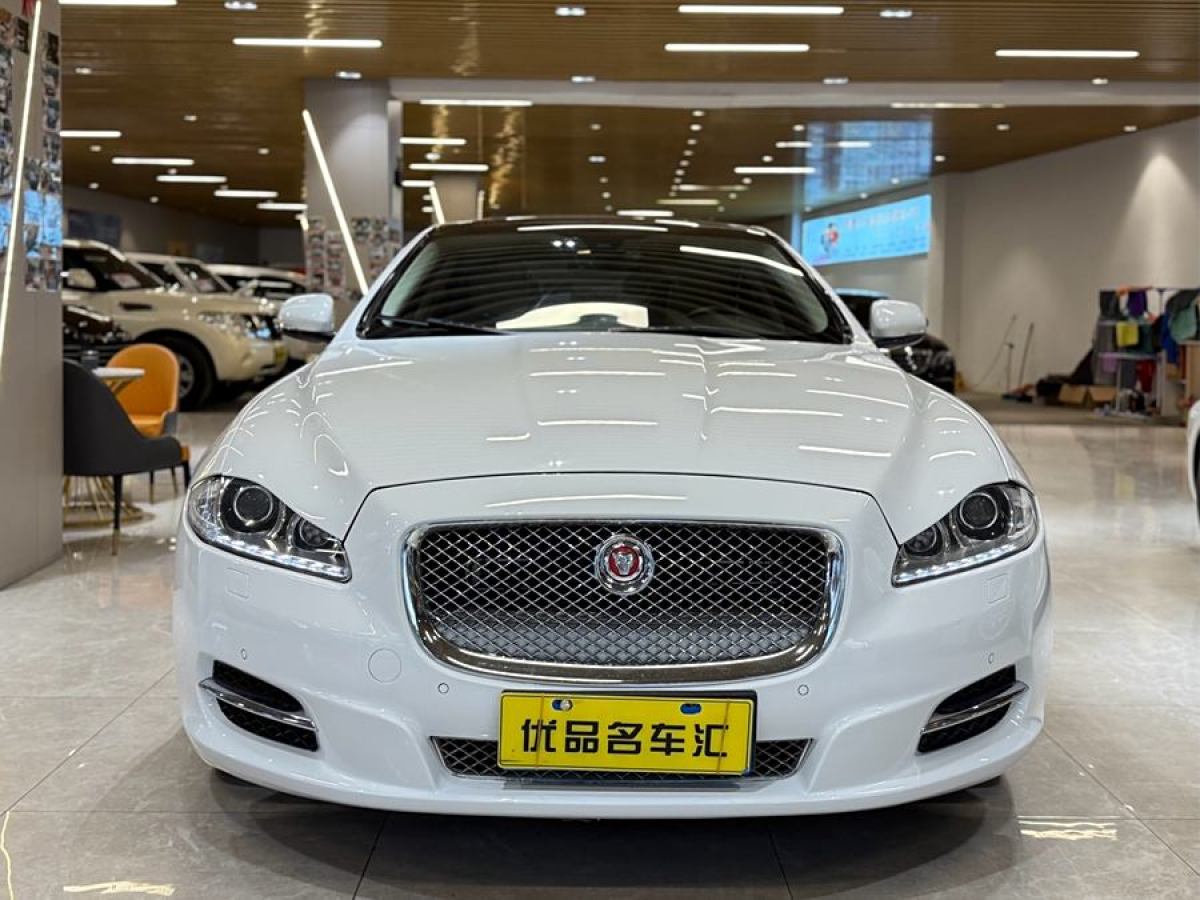 捷豹 XJ  2014款 XJL 2.0T 兩驅(qū)典雅商務(wù)版圖片