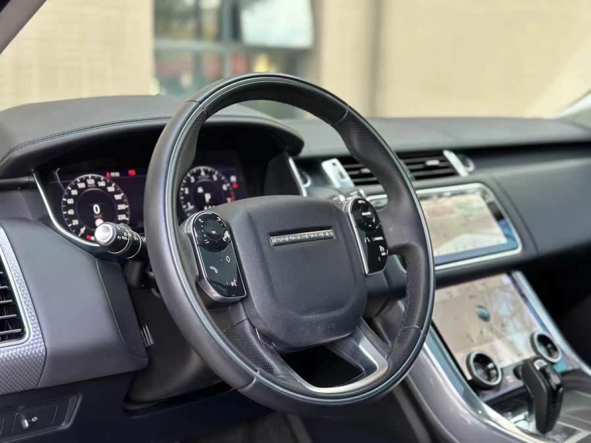 路虎 攬勝運動版  2016款 3.0 V6 SC HSE DYNAMIC圖片