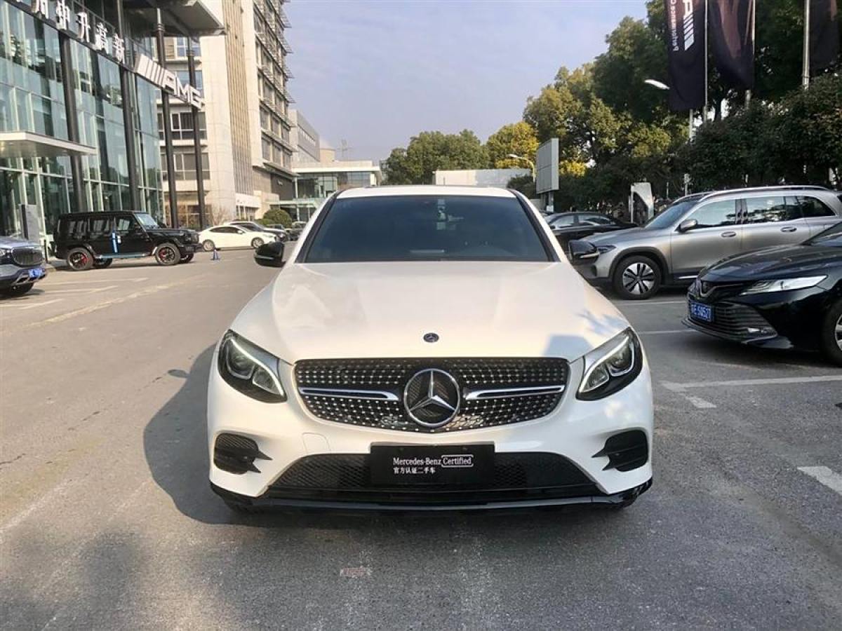 奔馳 奔馳GLC  2022款 改款 GLC 300 4MATIC 轎跑SUV圖片