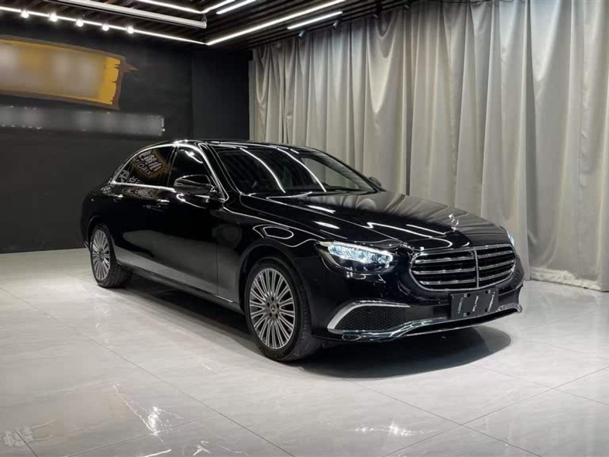 奔馳 奔馳E級(jí)  2021款 改款 E 300 L 時(shí)尚型圖片