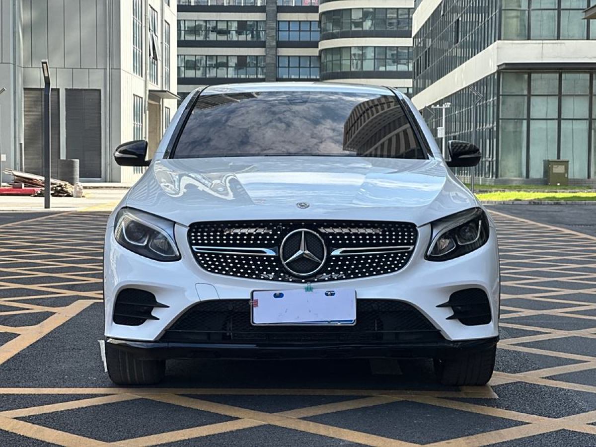 奔馳 奔馳GLC  2023款 GLC 300 4MATIC 轎跑SUV圖片