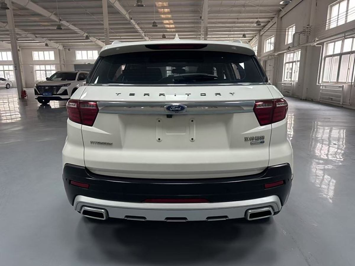 福特 領(lǐng)界  2019款 EcoBoost 145 CVT 48V尊領(lǐng)型 國(guó)VI圖片