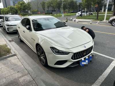 2017年10月 玛莎拉蒂 Ghibli 3.0T 350Hp 运动版图片