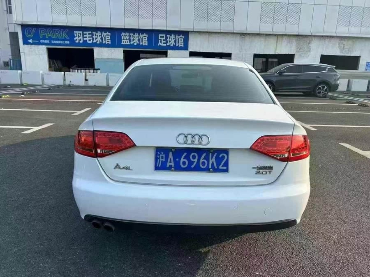 奧迪 奧迪A4L  2010款 2.0 TFSI 標準型圖片