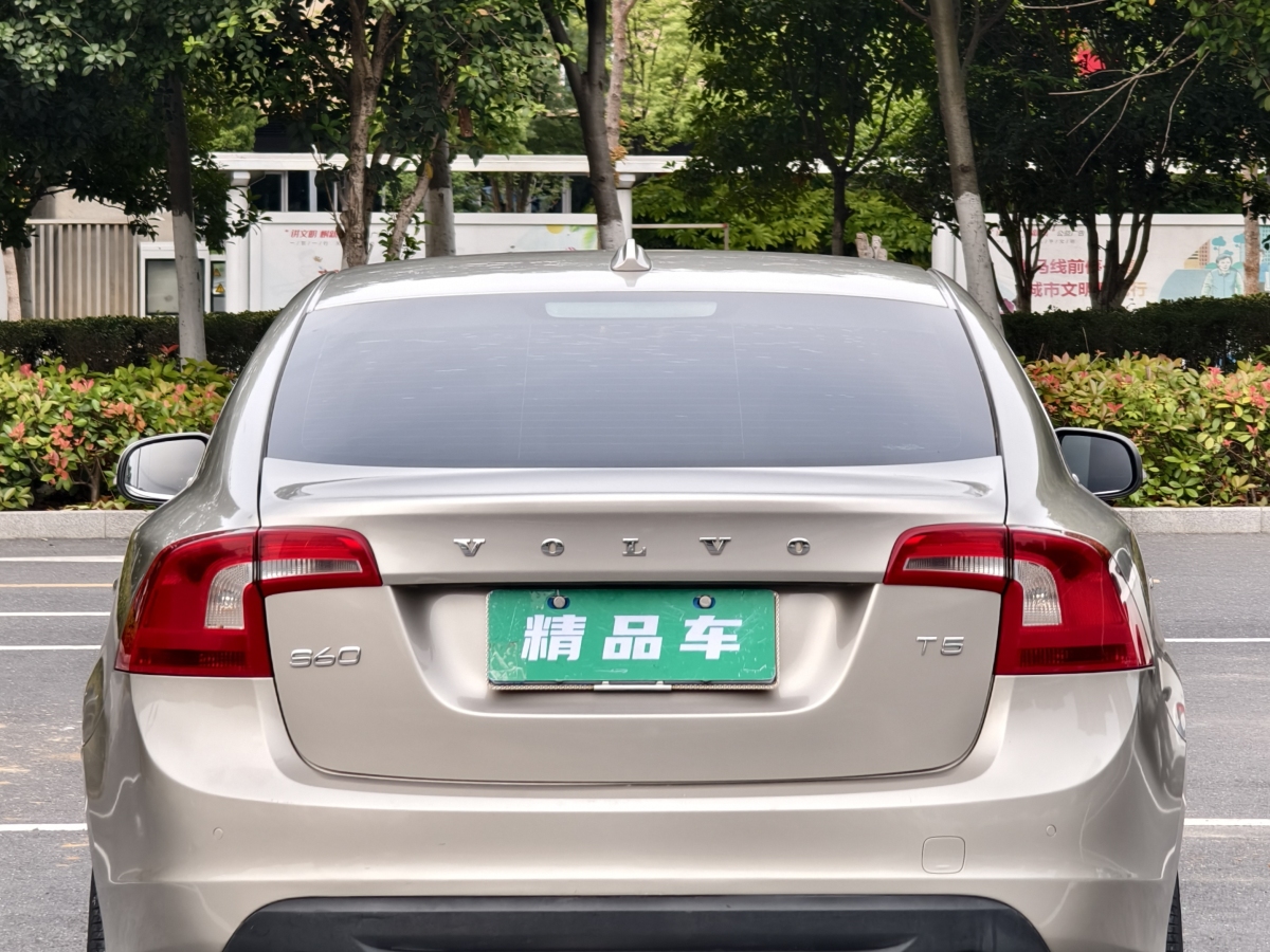 沃爾沃 S60  2013款 T5 智雅版圖片